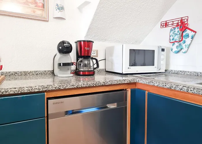 Celeste - Vista Mare A 80metri Dalla Tatil Evi Geremèas