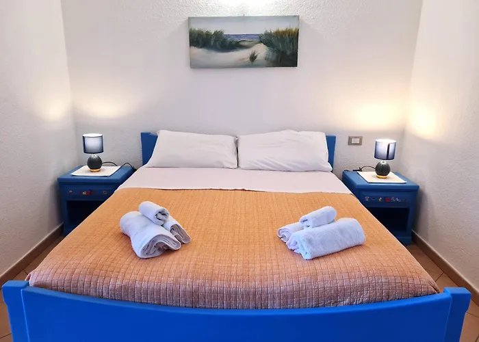 Celeste - Vista Mare A 80metri Dalla Tatil Evi